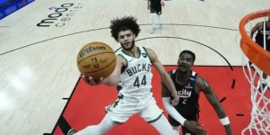 施罗德回归火箭队：新阵容崛起与战术调整之谜